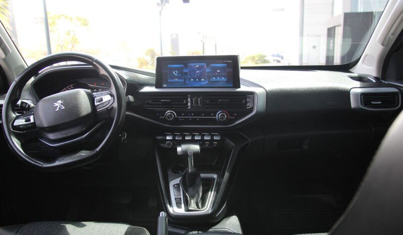 Peugeot Landtrek DC 2.4 AT 4X2 full