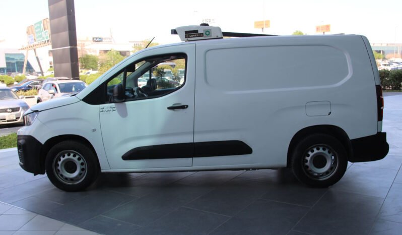 Peugeot Partner 2022 full