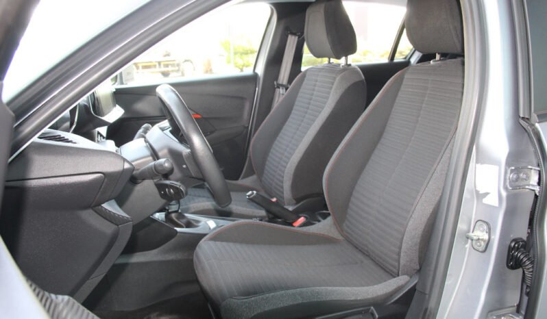 Peugeot 208 Active 1.2 AT full