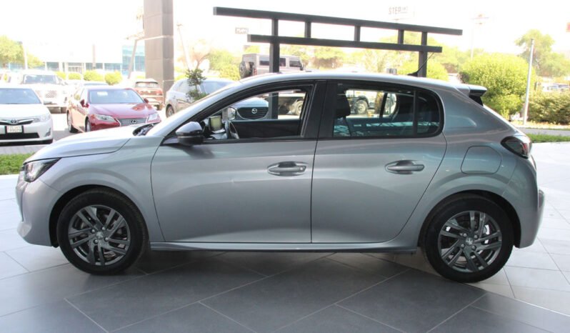 Peugeot 208 Active 1.2 AT full