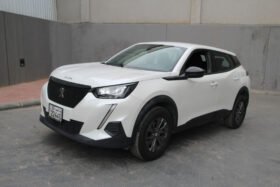 Peugeot 2008 Active 1.2 AT