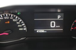 Peugeot 2008 Active 1.2 AT full