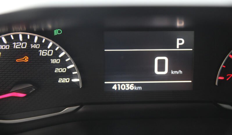Peugeot 2008 Active 1.2 AT full