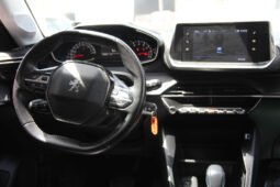 Peugeot 208 Active 1.2 AT full