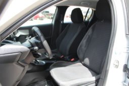 Peugeot 208 Active 1.2 AT full