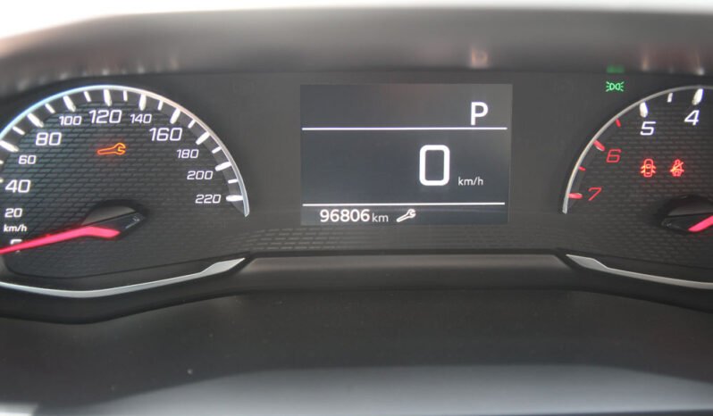Peugeot 208 Active 1.2 AT full
