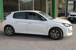 Peugeot 208 Active 1.2 AT