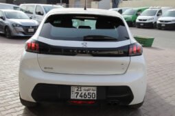 Peugeot 208 Active 1.2 AT full