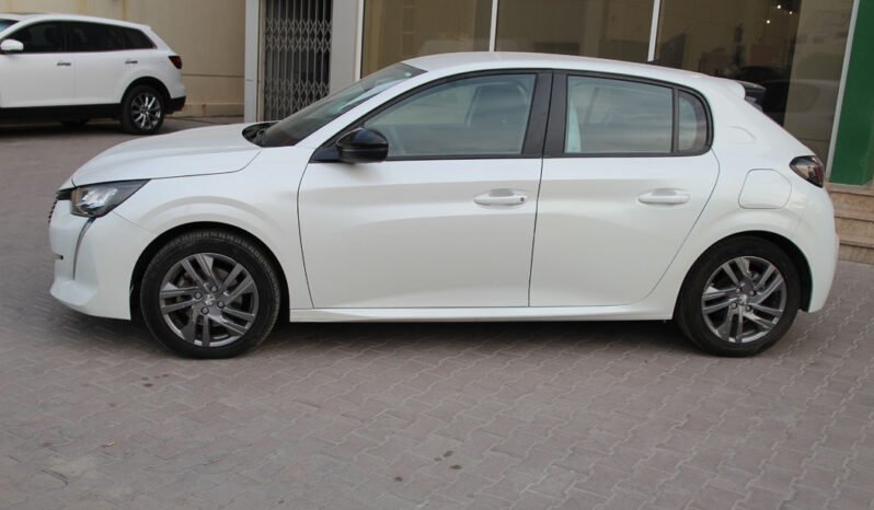 Peugeot 208 Active 1.2 AT full